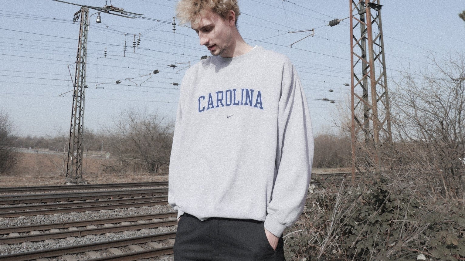 DIE GEHYPTESTEN VINTAGE KLAMOTTEN - Peeces