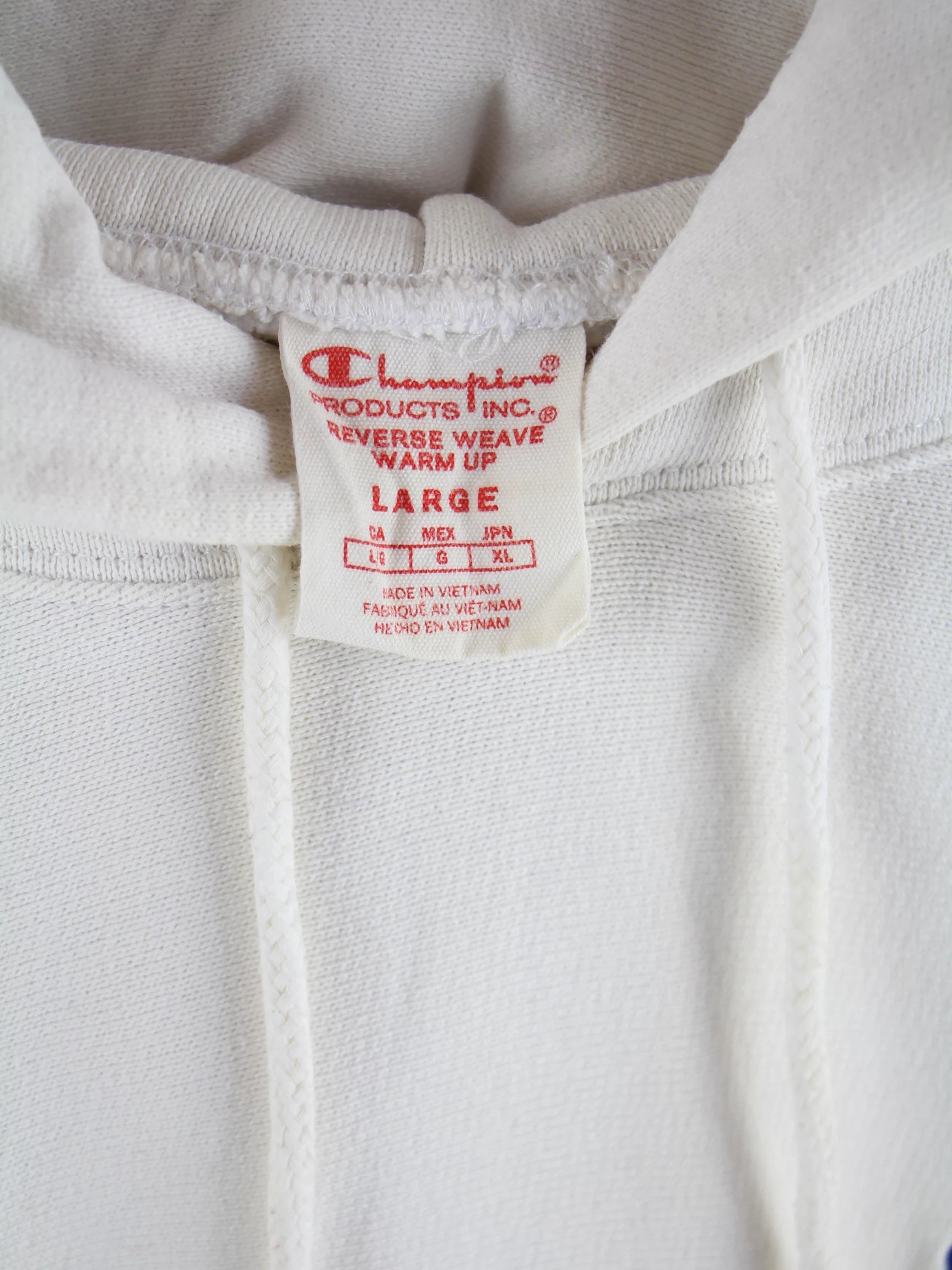 Champion Hoodie Weiß L – Detailansicht Vorderseite
