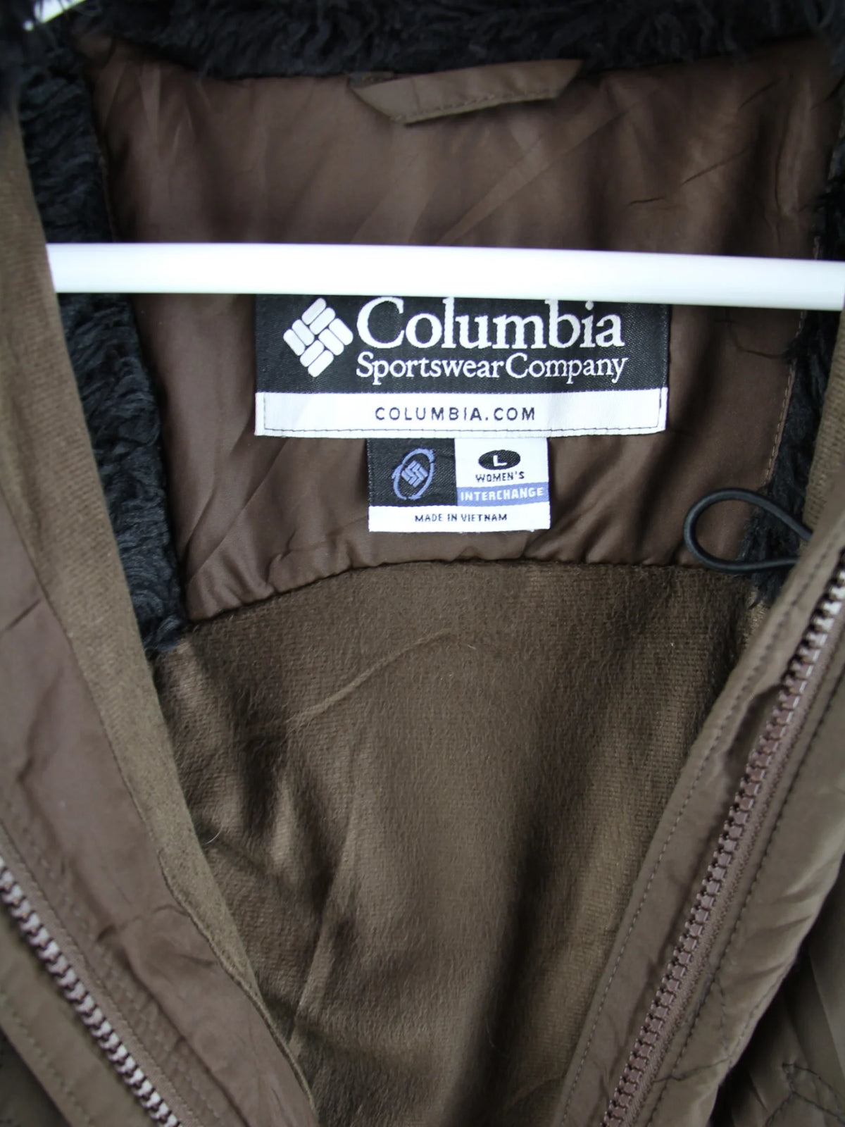 Columbia Jacke Braun L – Etikett