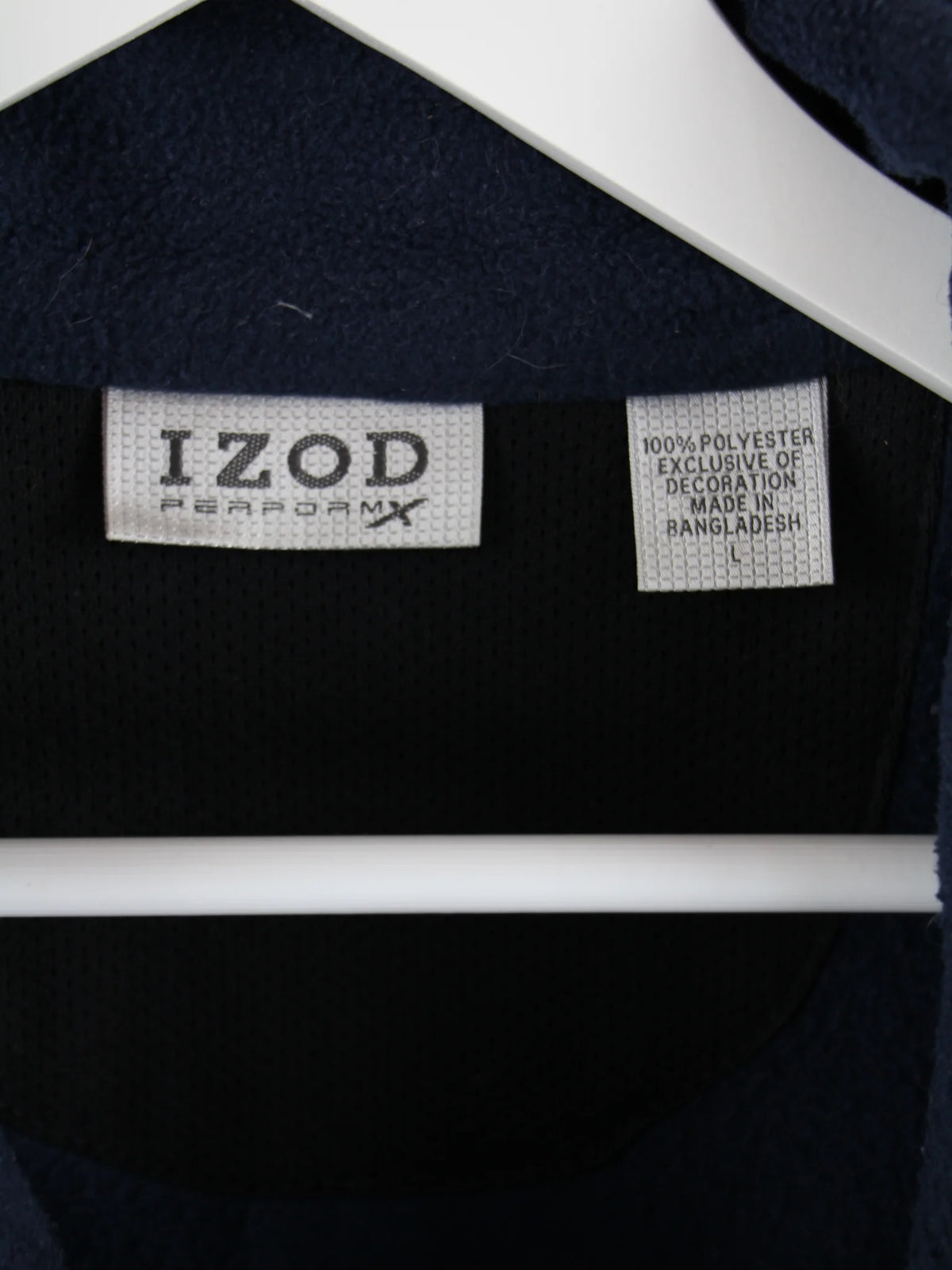 Izod Fleece Blau L – Etikett