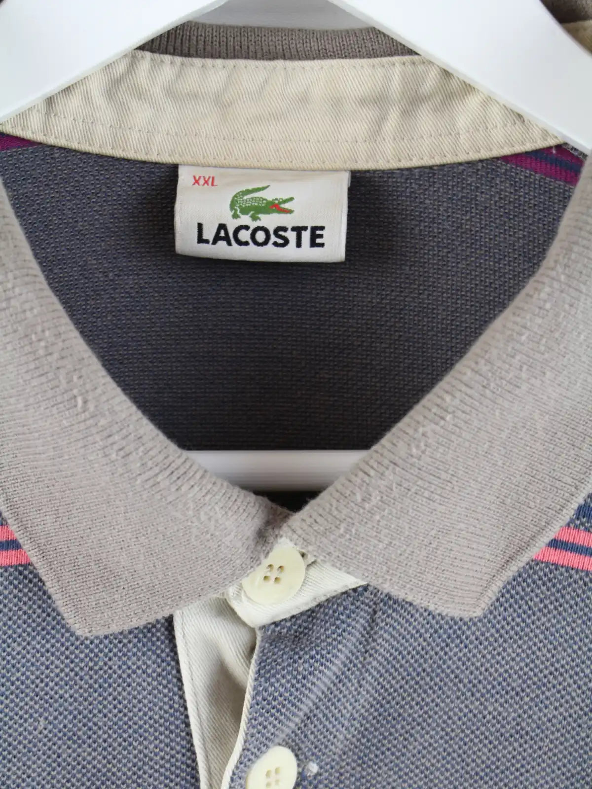 Lacoste Polo Grau XXL – Etikett