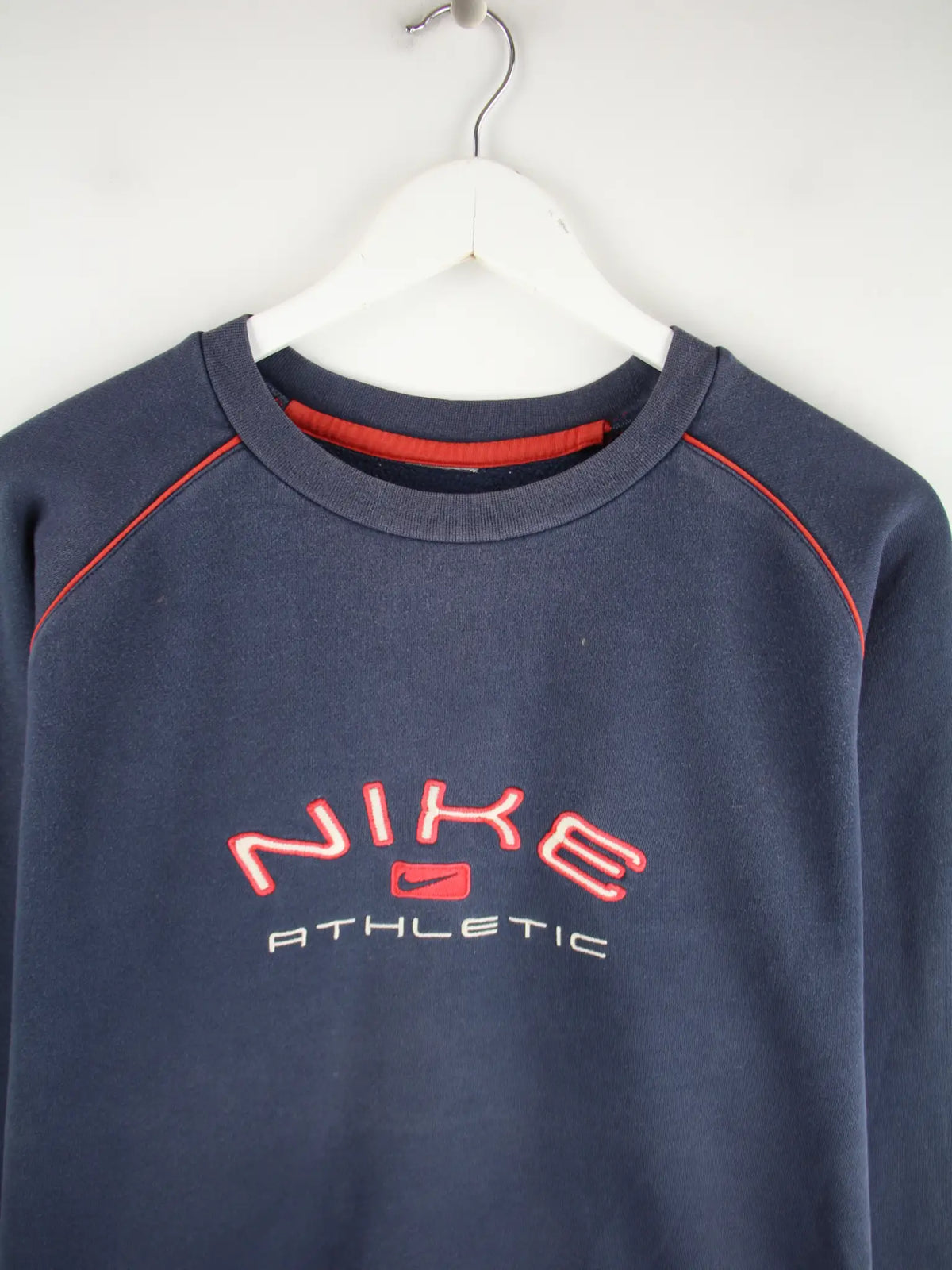 Nike Sweater Blau L – Detailansicht Vorderseite