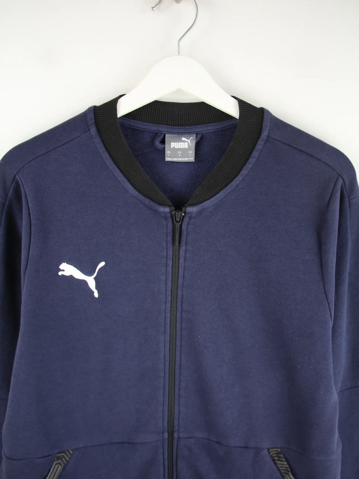Puma Sweatjacke Blau L – Detailansicht Vorderseite