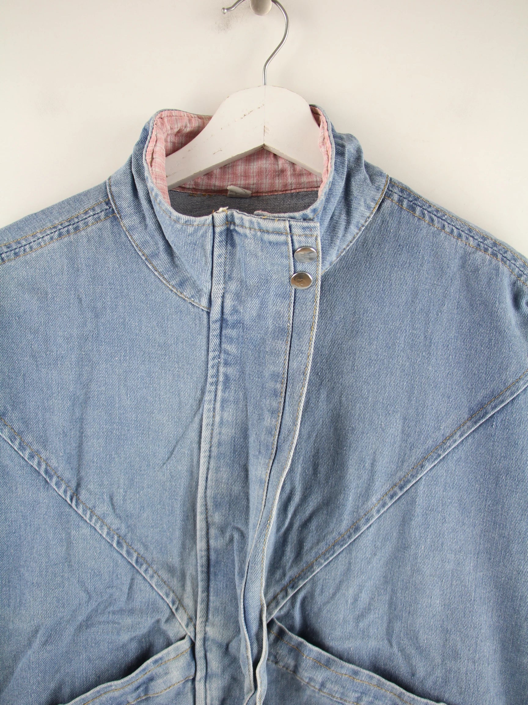 Vintage Jacke Blau M – Detailansicht Vorderseite