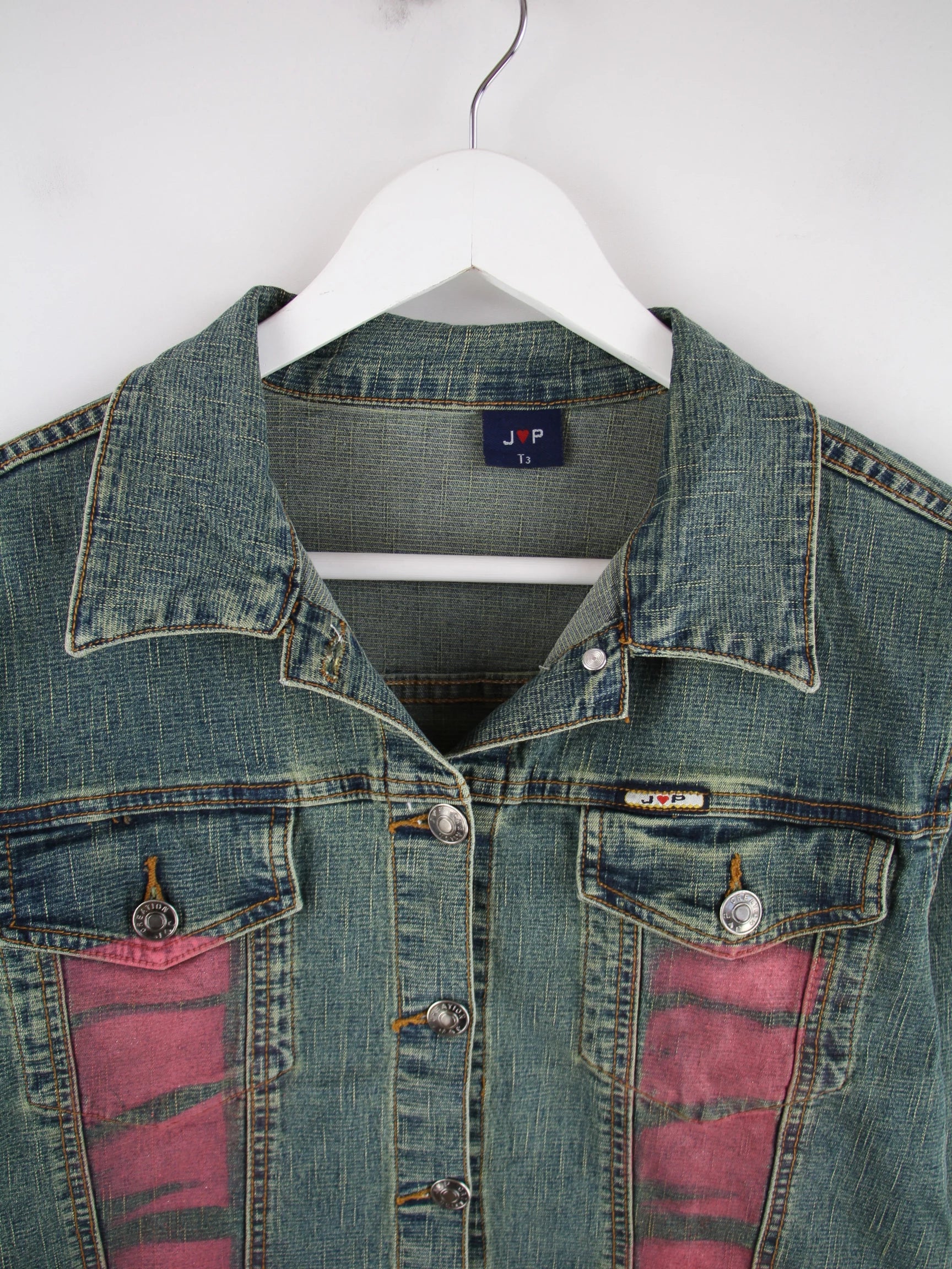 Vintage Jeansjacke Blau XS – Detailansicht Vorderseite