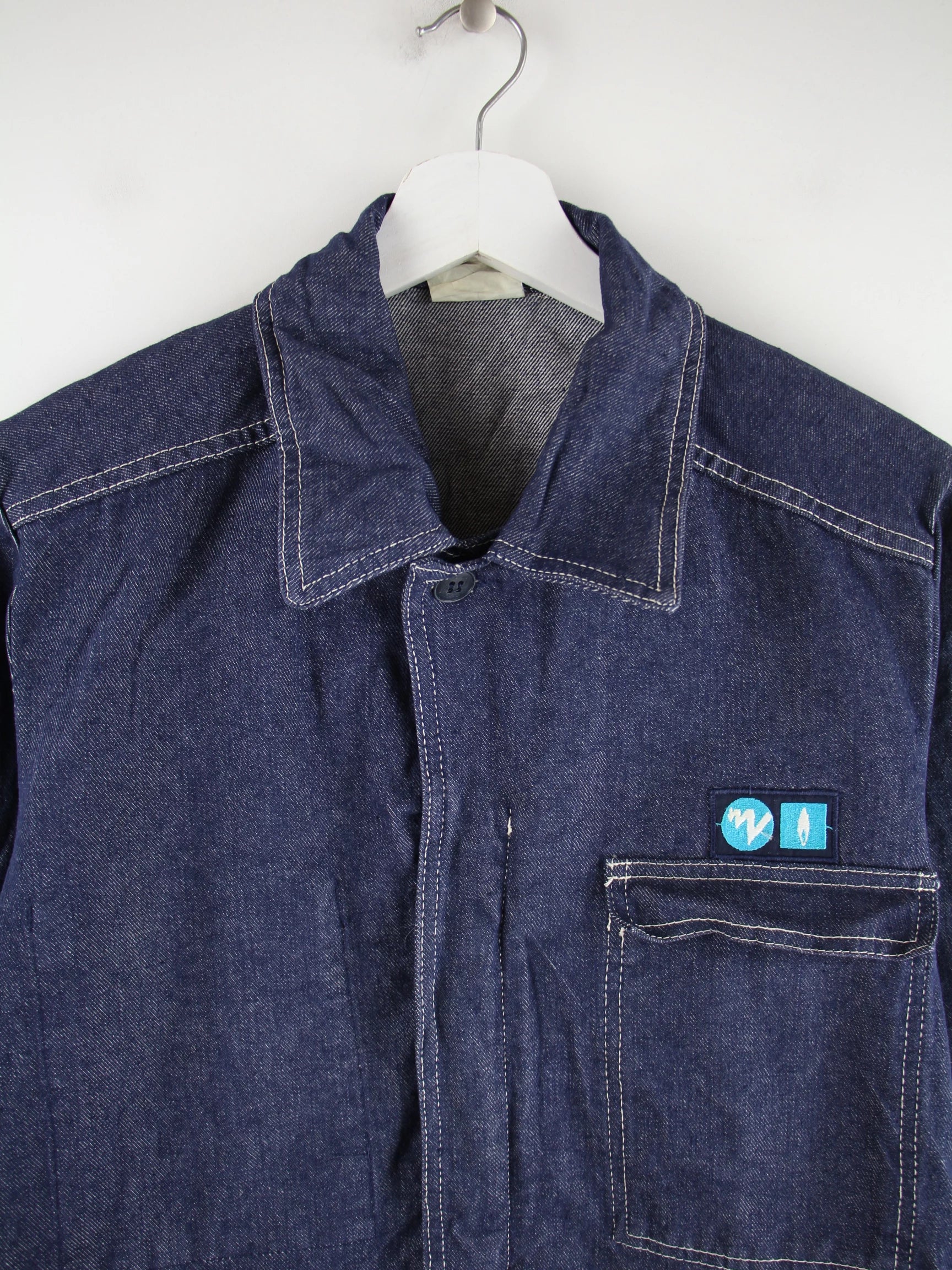 Vintage Jeansjacke Blau L – Detailansicht Vorderseite