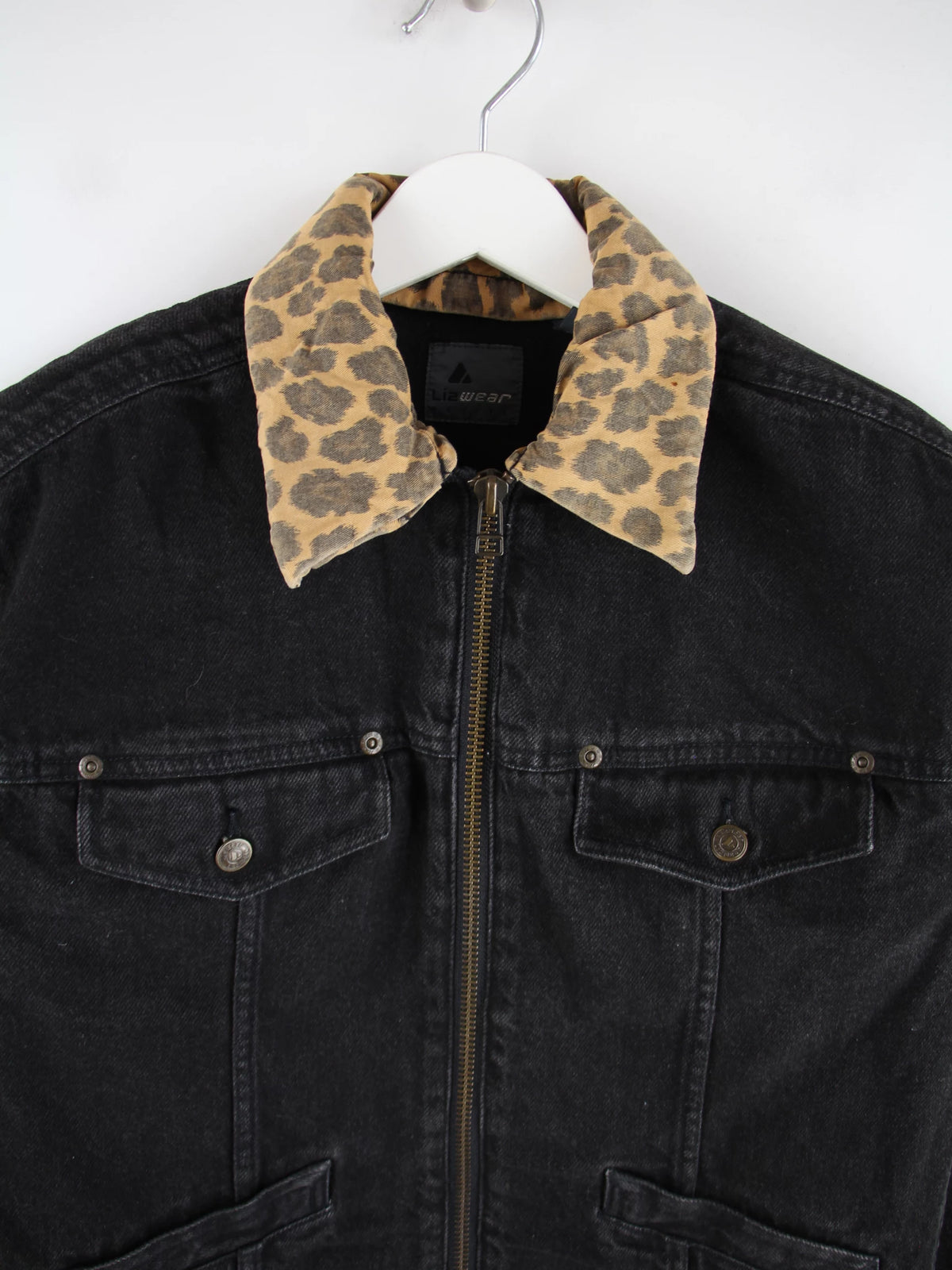 Vintage Jeansjacke Schwarz S – Detailansicht Vorderseite