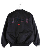 Nike 90s Vintage Spellout Center Swoosh Bomber College Jacke Schwarz M (back image)