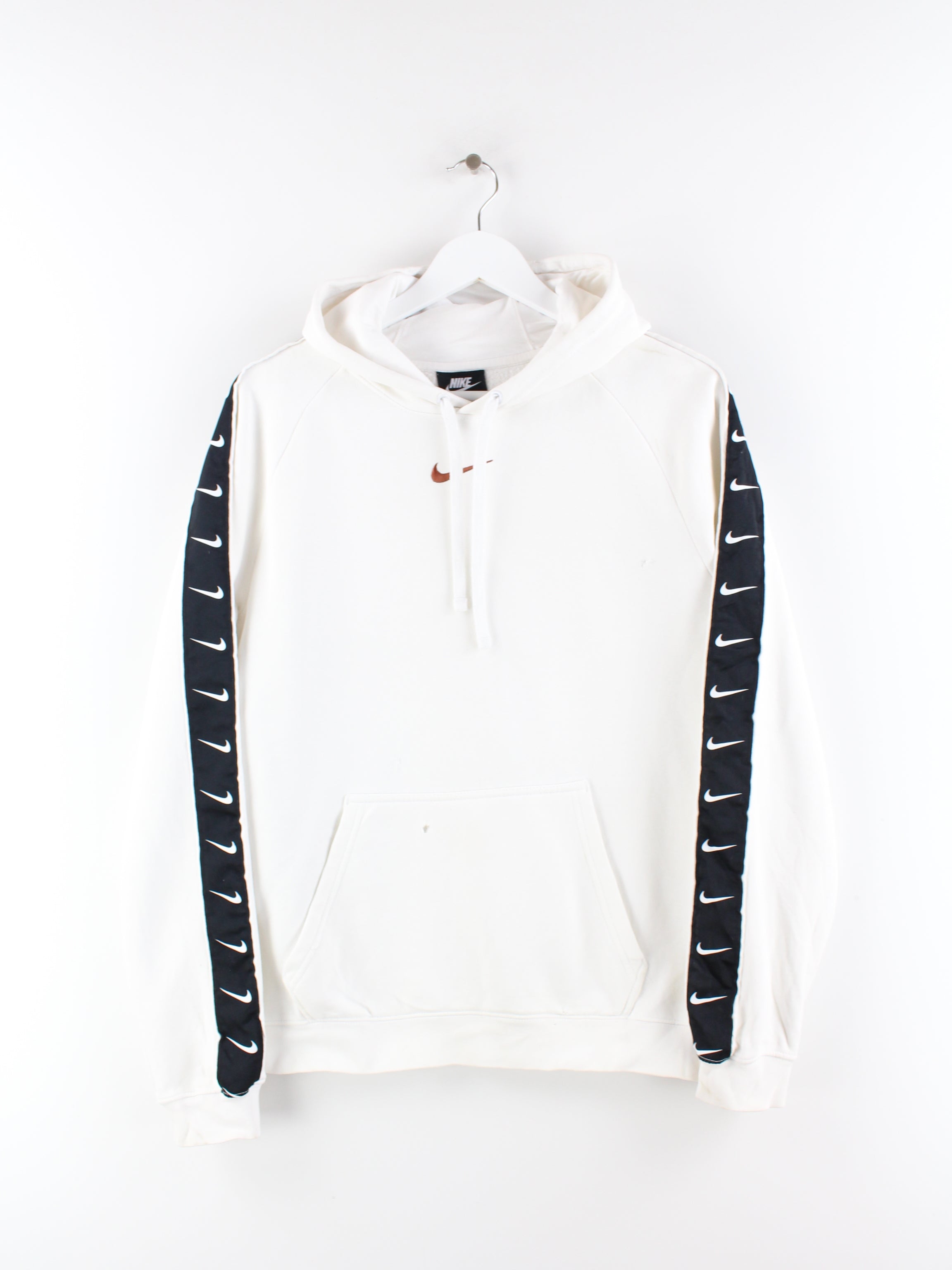 waterloo premium outlets nike