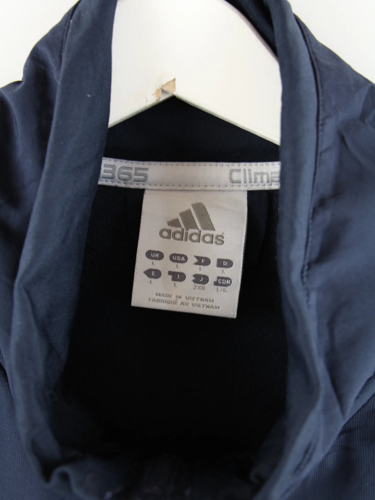 Adidas Fleece Blau L – Etikett