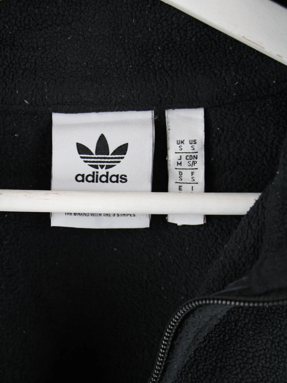 Adidas Fleece Schwarz S – Etikett