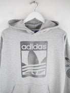Adidas Hoodie Grau XL – Detailansicht Vorderseite