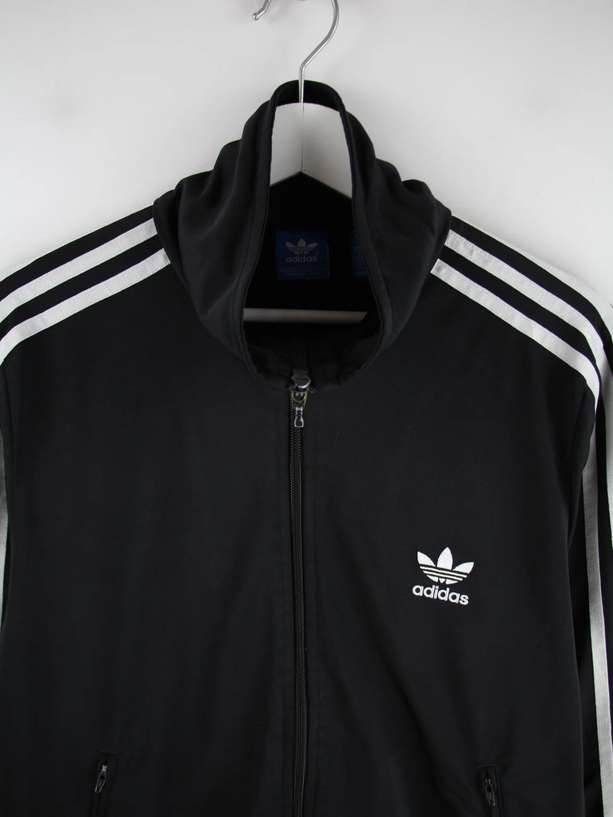 Adidas Trainingsjacke Schwarz L – Etikett