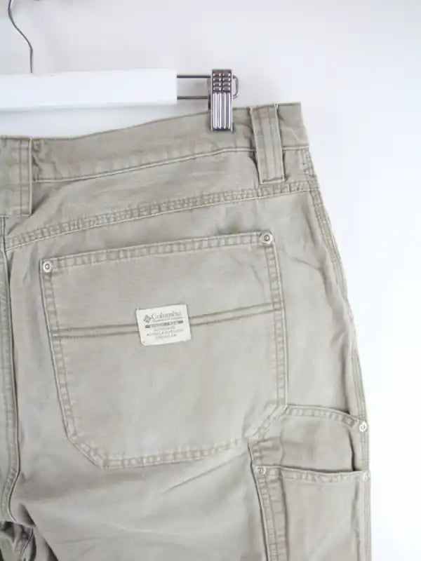 Columbia Hose Beige – Etikett