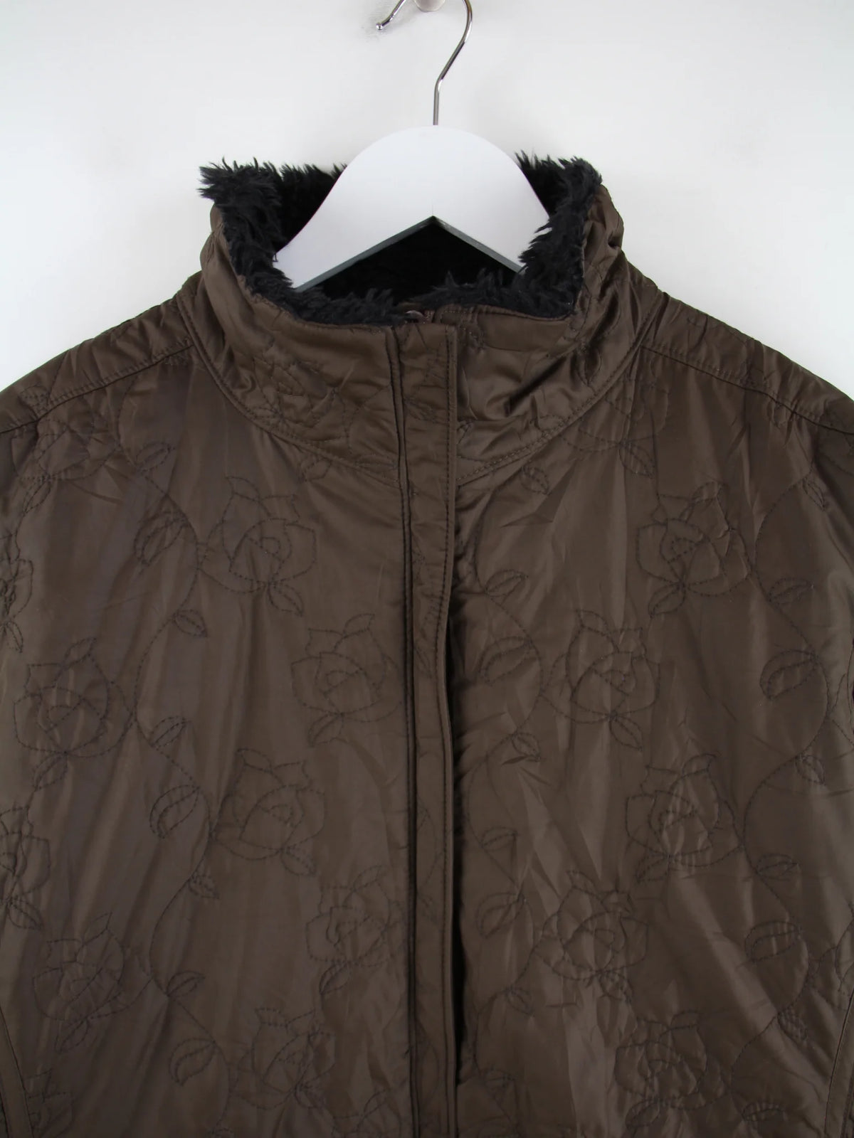 Columbia Jacke Braun L – Detailansicht Vorderseite