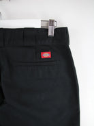 Dickies Hose Schwarz – Detailansicht Vorderseite