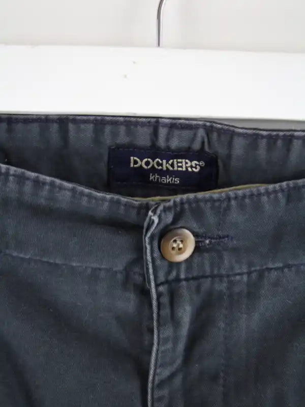 Dockers Hose Grau – Detailansicht Vorderseite