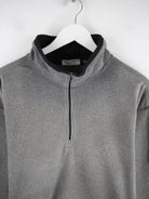 Fila Fleece Grau XXL – Detailansicht Vorderseite