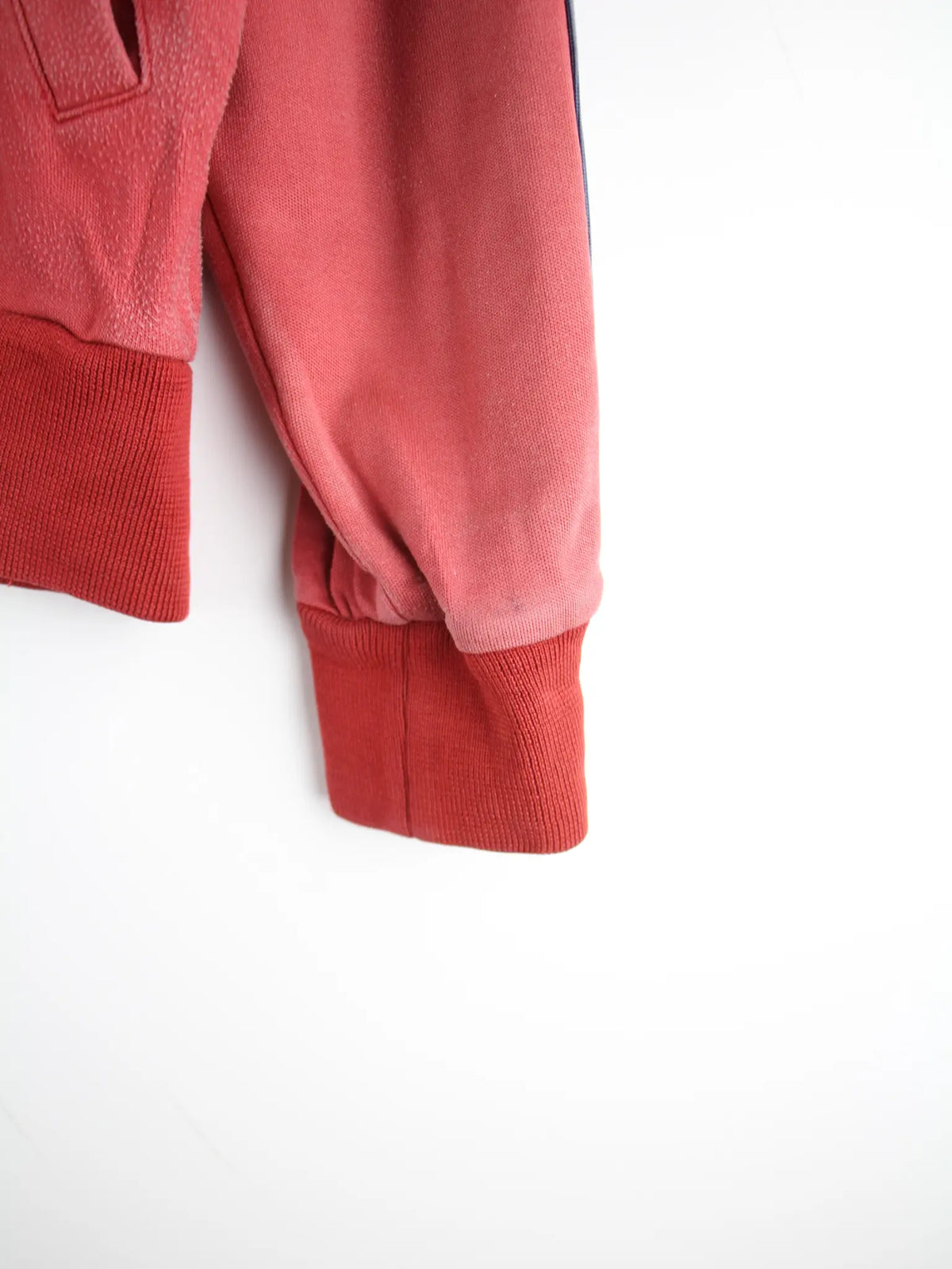 Guess Sweatjacke Rot L – Detailbild 1