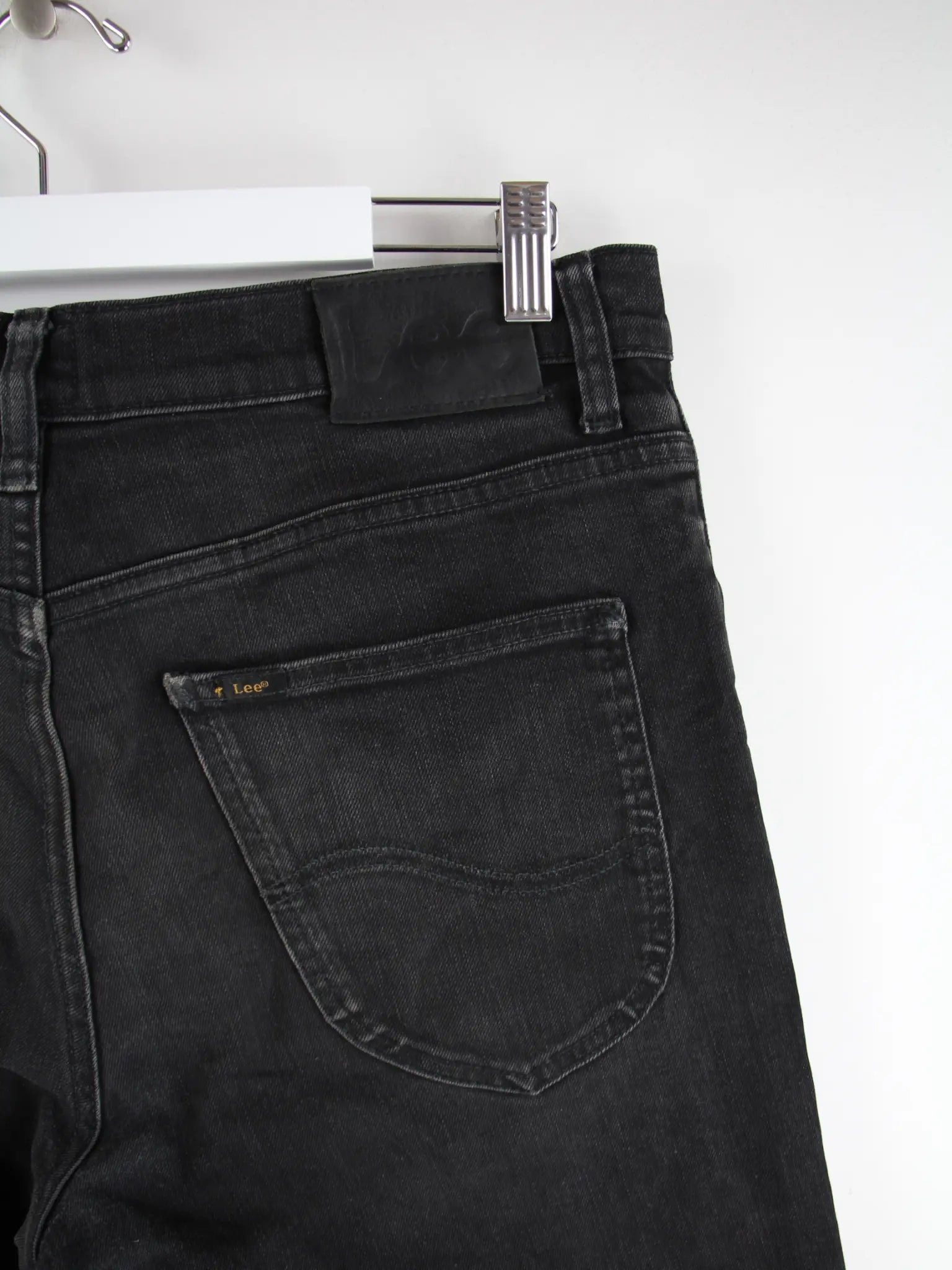 Lee Jeans Schwarz – Detailansicht Vorderseite