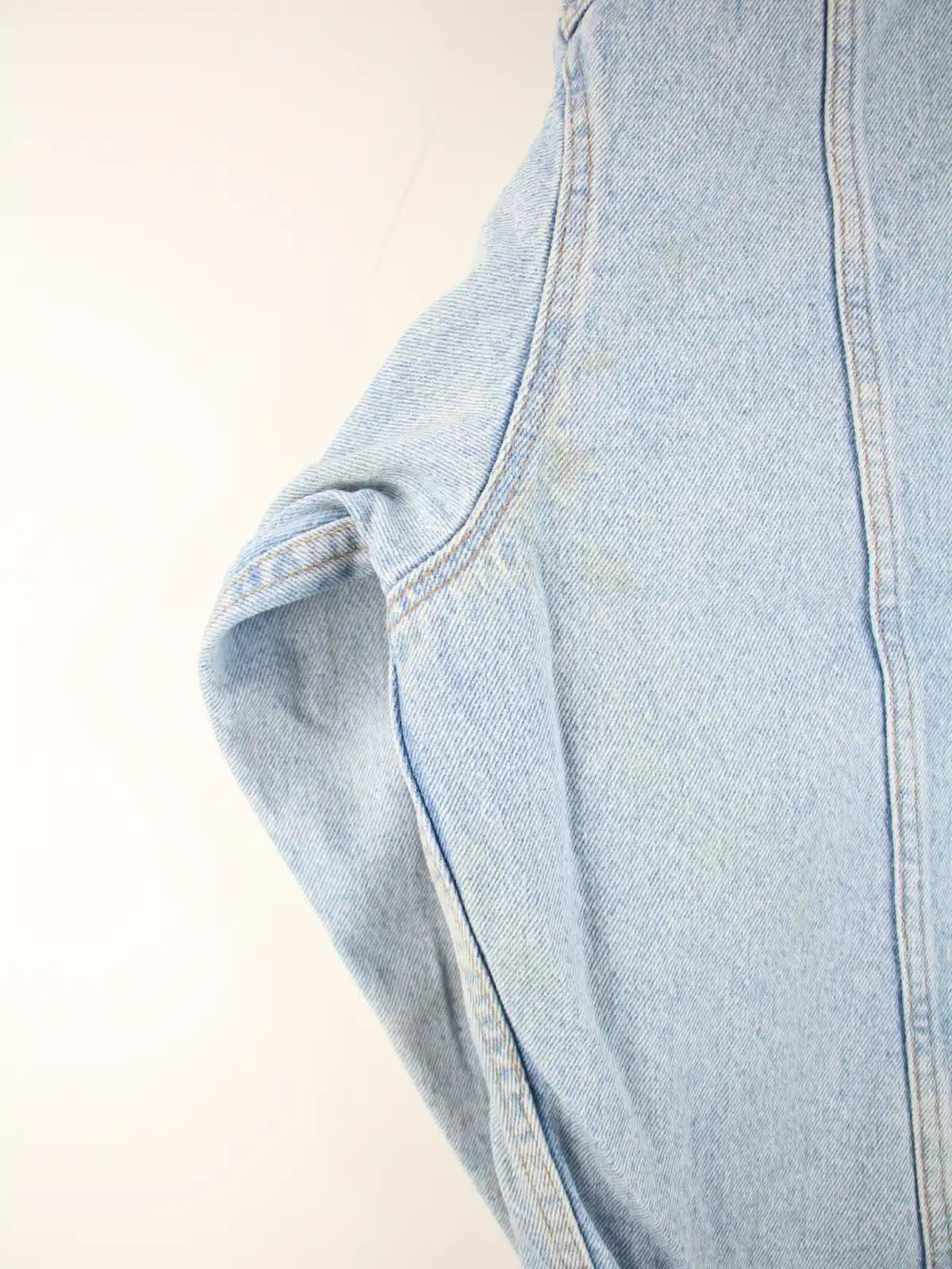 Levi's Jeansjacke Blau XL – Detailansicht Vorderseite