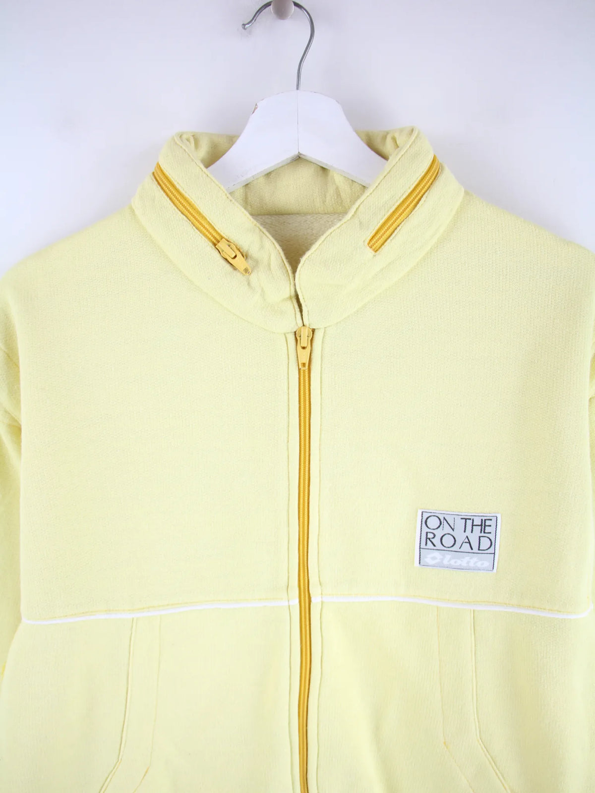Lotto Sweatjacke Gelb S – Detailansicht Vorderseite