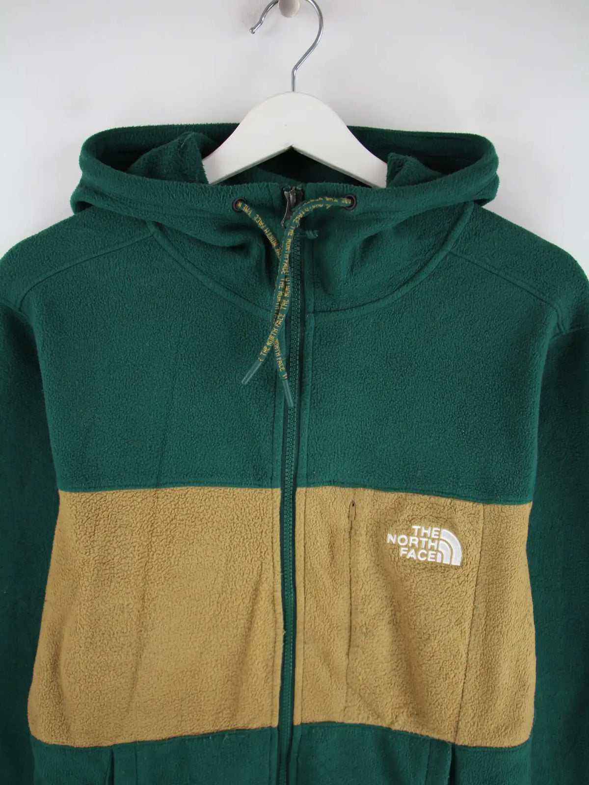 The North Face Fleece Grün S – Detailansicht Vorderseite
