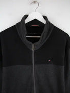 Tommy Hilfiger Fleece Grau XL – Detailansicht Vorderseite