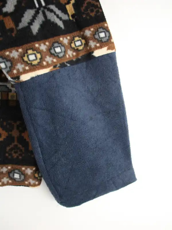 Vintage Fleece Mehrfarbig L – Etikett