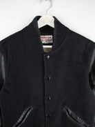 Vintage Lederjacke Schwarz XS – Detailansicht Vorderseite