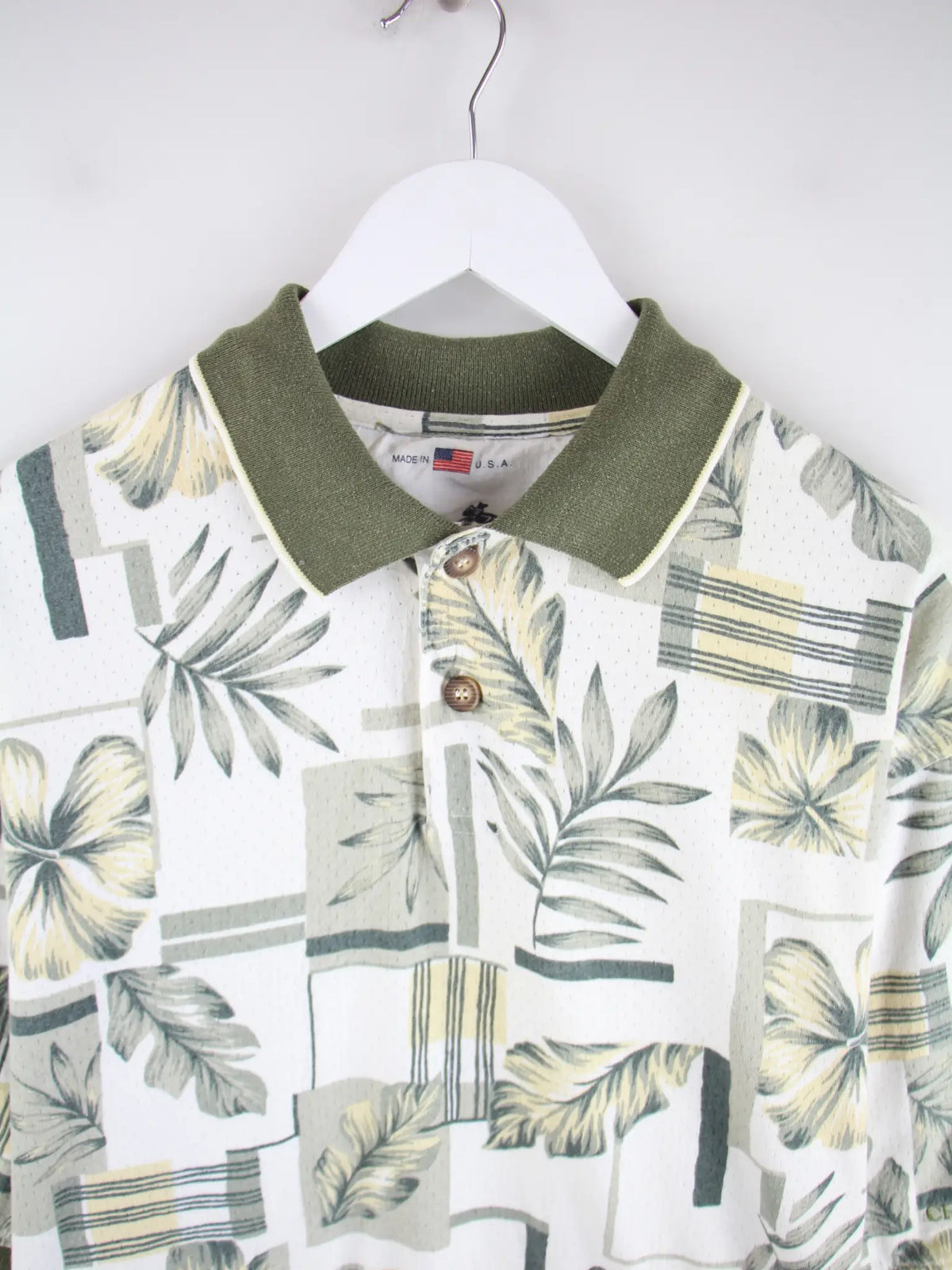 Vintage Polo Mehrfarbig XL – Detailansicht Vorderseite