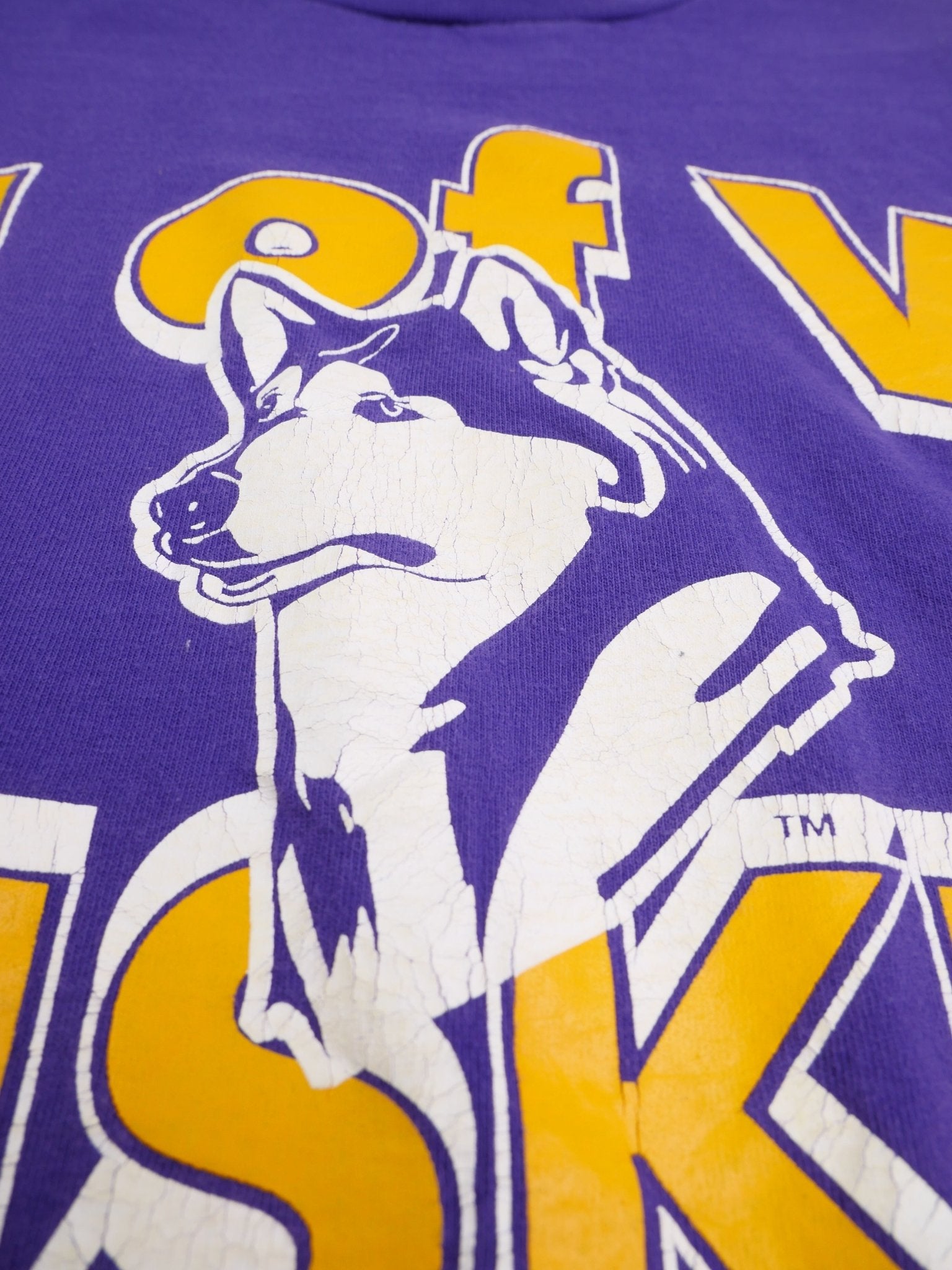 Champion U of W Huskies embroidered Logo purple Shirt - Peeces